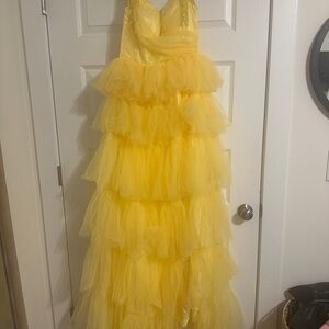 Elegant Yellow Prom Dress